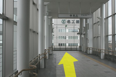 JR枇杷島駅東口改札